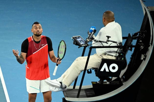 TENNIS AUSTRALIAN OPEN, Nick Kyrgios of Australia remonstrates with the chair umpire following a time violation during his second round Men?s singles match against Daniil Medvedev of Russia on day 4 of the Australian Open at Melbourne Park in Melbourne, Thursday, January 20, 2022. ( NO ARCHIVING, EDITORIAL USE ONLY, NO USE IN BOOKS WITHOUT CONSENT MELBOURNE VICTORIA AUSTRALIA  Copyright: xDAVExHUNTx 20220120001615153284