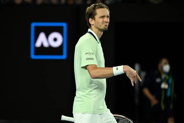 TENNIS AUSTRALIAN OPEN, Daniil Medvedev of Russia reacts after winning his second round Men?s singles match against Nick Kyrgios of Australia on day 4 of the Australian Open at Melbourne Park in Melbourne, Thursday, January 20, 2022. ( NO ARCHIVING, EDITORIAL USE ONLY, NO USE IN BOOKS WITHOUT CONSENT MELBOURNE VICTORIA AUSTRALIA  Copyright: xDEANxLEWINSx 20220120001615162380