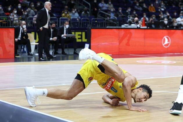 DEU, EuroLaegue, ALBA vs. Real Madrid, 20.01.2022, Mercedes-Benz-Arena, Berlin, DEU, EuroLaegue, ALBA vs. Real Madrid, im Bild Maodo Lo (ALBA Berlin 0)