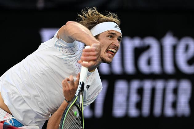 TENNIS AUSTRALIAN OPEN, Alexander Zverev of Germany during his third round Men?s singles match against Radu Albot of Moldova on Day 5 of the Australian Open, at Melbourne Park, in Melbourne, Friday, January 21, 2022. ( NO ARCHIVING, EDITORIAL USE ONLY, NO USE IN BOOKS WITHOUT CONSENT MELBOURNE VIC AUSTRALIA  Copyright: xDEANxLEWINSx 20220121001615410386