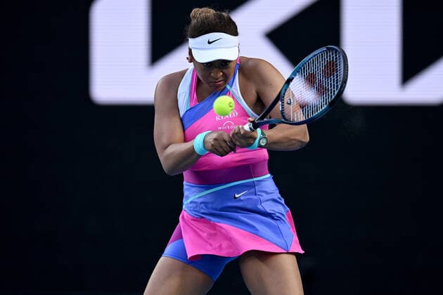 TENNIS AUSTRALIAN OPEN, Naomi Osaka of Japan during her third round Women?s singles match against Amanda Anisimova of the USA on Day 5 of the Australian Open, at Melbourne Park, in Melbourne, Friday, January 21, 2022. ( NO ARCHIVING, EDITORIAL USE ONLY, NO USE IN BOOKS WITHOUT CONSENT MELBOURNE VIC AUSTRALIA  Copyright: xDEANxLEWINSx 20220121001615429244