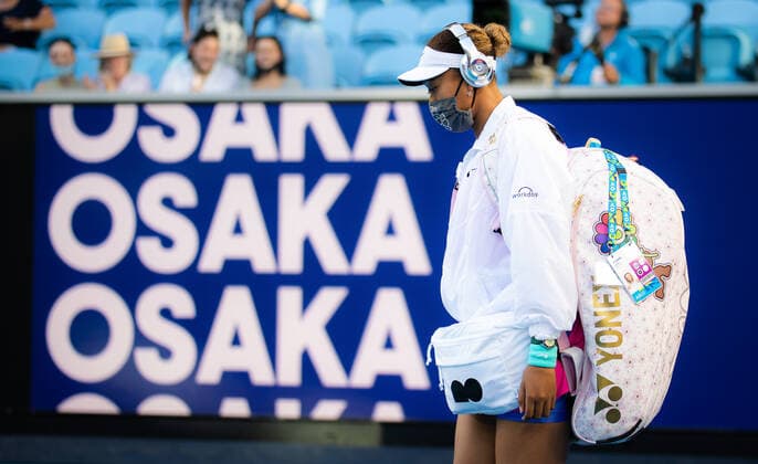 January 21, 2022, MELBOURNE, AUSTRALIA: Naomi Osaka of Japan in action during the third round at the 2022 Australian Open Grand Slam Tennis Tournament against Amanda Anisimova of the United States MELBOURNE AUSTRALIA - ZUMAa181 20220121_zaa_a181_172 Copyright: xRobxPrangex