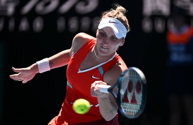 Mandatory Credit: Photo by James Gourley Shutterstock (12765088cw) Marketa Vondrousova in third round action Australian Open, Day Six, Tennis, Melbourne Park, Melbourne, Australia - 22 Jan 2022 Australian Open, Day Six, Tennis, Melbourne Park, Melbourne, Australia - 22 Jan 2022  Copyright: xJamesxGourley Shutterstockx 12765088cw