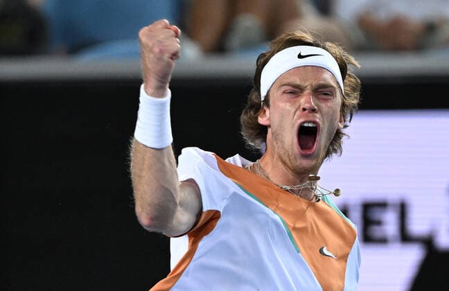 TENNIS AUSTRALIAN OPEN, Andrey Rublev of Russia celebrates during his third round match against Marin Cilic of Croatia on Day 6 of the Australian Open, at Melbourne Park, in Melbourne, Saturday, January 22, 2022. ( NO ARCHIVING, EDITORIAL USE ONLY, NO USE IN BOOKS WITHOUT CONSENT MELBOURNE VIC AUSTRALIA  Copyright: xDEANxLEWINSx 20220122001615837136