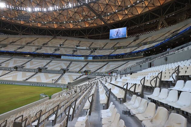 17.11.2021, Vorschau zur Fussball Weltmeisterschaft 2022 in Katar, VAE. Lusail-Stadium - FIFA World Cup, WM, Weltmeisterschaft, Fussball Stadium (Katar) in der Planstadt Lusail bei Doha, Es bietet Platz für 80.000 Zuschauer. *** 17 11 2021, Preview of the 2022 World Cup in Qatar, UAE Lusail Stadium FIFA World Cup Stadium Qatar in the planned city of Lusail near Doha, It can accommodate 80 000 spectators.