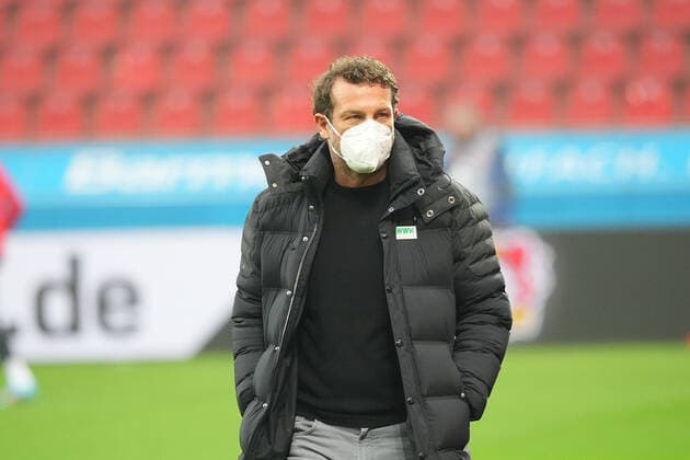 GER, 1.FBL. Bayer 04 Leverkusen vs. FC Augsburg 22.01.2022, BayArena, Leverkusen, GER, 1.FBL. Bayer 04 Leverkusen vs. FC Augsburg, im Bild Markus Weinzierl Cheftrainer Headcoach (FC Augsburg),