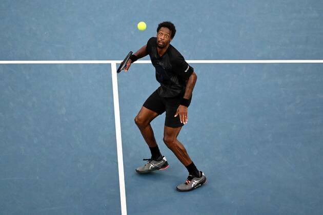 Mandatory Credit: Photo by James Gourley Shutterstock (12765097hp) Gael Monfils during his fourth round match Australian Open, Day Seven, Tennis, Melbourne Park, Melbourne, Australia - 23 Jan 2022 Australian Open, Day Seven, Tennis, Melbourne Park, Melbourne, Australia - 23 Jan 2022 Copyright: xJamesxGourley Shutterstockx 12765097hp