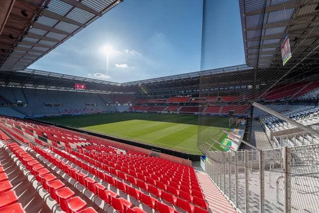 Stadion innen, Innenraum, SC Freiburg vs VfB Stuttgart, Fussball, Herren, 1. Bundesliga, 20. Spieltag, Saison 21 22, GER, 22.01.2022, DFL REGULATIONS PROHIBIT ANY USE OF PHOTOGRAPHS AS IMAGE SEQUENCES AND OR QUASI-VIDEO, SC Freiburg vs VfB Stuttgart, Fussball, Herren, 1. Bundesliga, 20. Spieltag, Saison 21 22, GER, 22.01.2022 Freiburg im Breisgau Copyright: xWolfgangxFrank Eibner-Pressefotox EP_EER