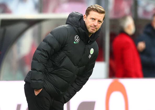 23.01.2022, xtgx, Fussball 1.Bundesliga, RB Leipzig - VfL Wolfsburg emspor, v.l. Trainer Florian Kohfeldt (VfL Wolfsburg) (DFL DFB REGULATIONS PROHIBIT ANY USE OF PHOTOGRAPHS as IMAGE SEQUENCES and or QUASI-VIDEO) Leipzig