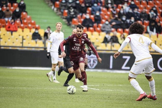 Farid Boulaya 10 (FC Metz) FOOTBALL : Metz vs Nice - Ligue 1 -23 01 2022 ElyxandroCegarra Panoramic 