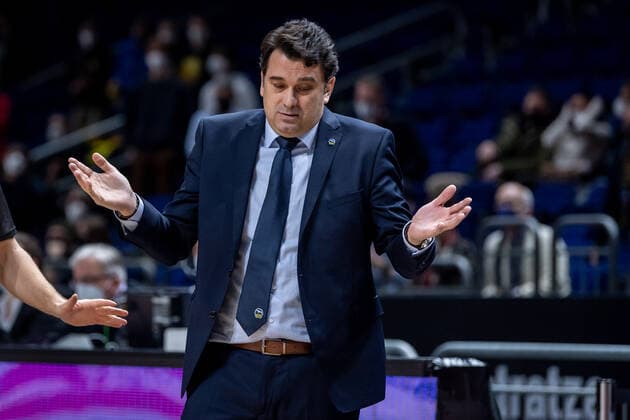 Basketball Berlin 23.01.2022 Saison 2021 2022 1. Bundesliga easyCredit BBL Alba Berlin - MHP Riesen Ludwigsburg Israel Gonzalez (Alba Berlin, Trainer)