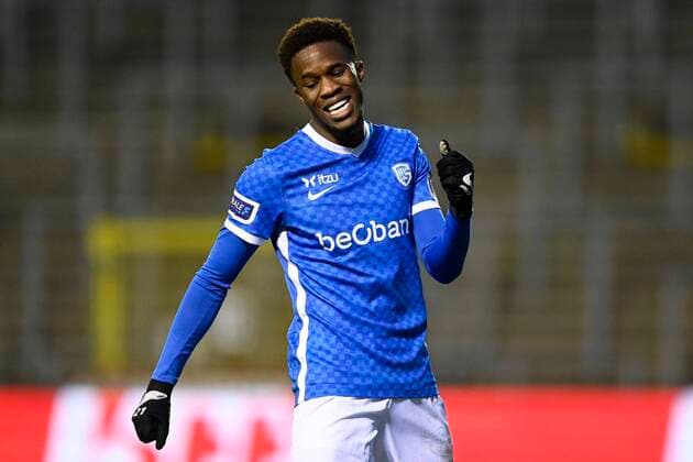 BRUSSELS, BELGIUM - JANUARY 23 : Ugbo Ike forward of KRC Genk looks dejected after missing an opportunity during the Jupiler Pro League match between Union St-Gilloise and KRC Genk at the Joseph Marien stadium on January 23, 2022 in Brussels, Belgium, 23 01 2022 ( Union St-Gilloise v KRC Genk - Jupiler Pro League PhotoNews Panoramic  775668335