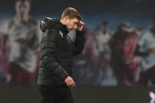 Trainer Florian Kohfeldt (VfL Wolfsburg) - 1 Fussball Bundesliga Saison 2021-2022 Punktspiel RB Leipzig vs. VfL Wolfsburg in der Red Bull Arena in Leipzig - Fussball,Deutschland,Mann,Männer,23.01.2022