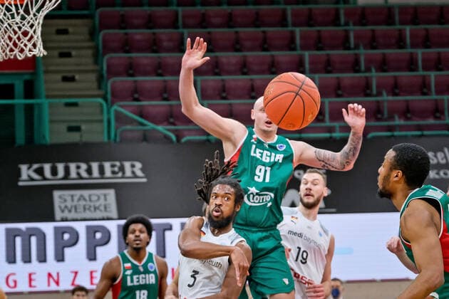 medi bayreuth - Legia Warschau , Basketball, FIBA Europe Cup, Runde 2 , Spieltag 3, Spielzeit 2021 2022, 23.01.2022 medi bayreuth - Legia Warschau , Basketball, FIBA Europe Cup, Runde 2, Spieltag 3, Spielzeit 2021 2022, 23.01.2022, Foto: EIBNER Thorsten OCHS Copyright: xEibner-Pressefoto ThorstenxOchsx EP_TOS