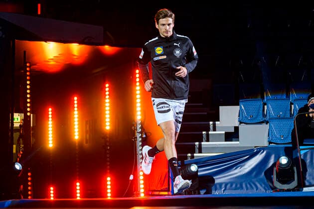 Bratislava, 23. Januar 2022: Handball EHF EM, Hauptrunde, Gruppe 2, Deutschland vs. Schweden Rune Dahmke (Deutschland THW Kiel) Bratislava Ondreja Nepelu Arena Slovakia