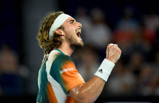 TENNIS AUSTRALIAN OPEN, Stefanos Tsitsipas of Greece celebrates during his 4th round singles match against Taylor Fritz of the USA on Day 8 of the Australian Open, at Melbourne Park, in Melbourne, Monday, January 24, 2022. ( NO ARCHIVING, EDITORIAL USE ONLY, NO USE IN BOOKS WITHOUT CONSENT MELBOURNE VIC AUSTRALIA  Copyright: xJAMESxROSSx 20220124001616571337