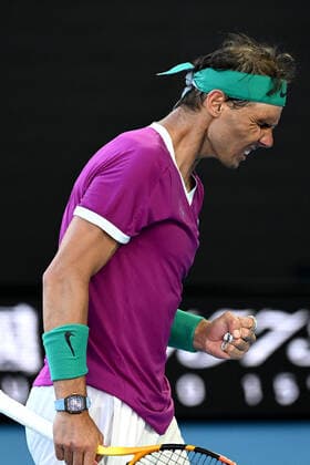 TENNIS AUSTRALIAN OPEN, Rafael Nadal of Spain reacts during his Men?s singles quarterfinal match against Denis Shapovalov of Canada on Day 9 of the Australian Open, at Melbourne Park, in Melbourne, Tuesday, January 25, 2022. ( NO ARCHIVING, EDITORIAL USE ONLY, NO USE IN BOOKS WITHOUT CONSENT MELBOURNE VIC AUSTRALIA  Copyright: xDEANxLEWINSx 20220125001616856004