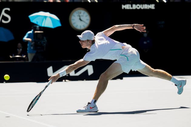 Denis Shapovalov (CAN) Tennis - Australian Open 2022 - Grand Slam - Melbourne Park - Melbourne - Victoria - Australia - 25 January 2022. Copyright: xJuergenxHasenkopfx