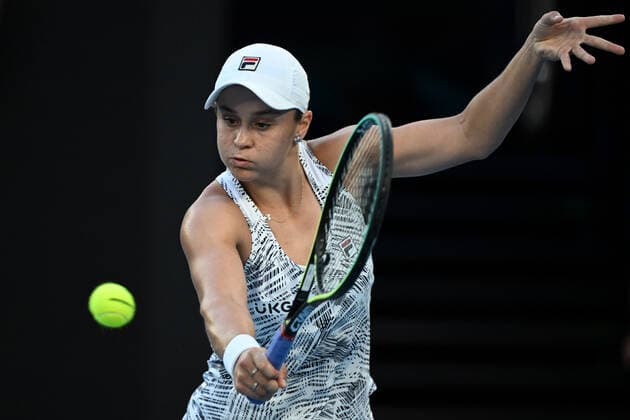 TENNIS AUSTRALIAN OPEN, Ashleigh Barty of Australia during her Women?s singles quarterfinal match against Jessica Pegula of the USA on Day 9 of the Australian Open, at Melbourne Park, in Melbourne, Tuesday, January 25, 2022. ( NO ARCHIVING, EDITORIAL USE ONLY, NO USE IN BOOKS WITHOUT CONSENT MELBOURNE VIC AUSTRALIA  Copyright: xDEANxLEWINSx 20220125001616859959