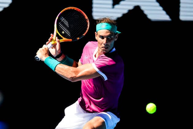 Sport Bilder des Tages January 25, 2022, Melbourne, Victoria, Australia: Rafael Nadal of Spain beats Denis Shapovalov of Canada on day 9 of the 2022 Australian Open at Melbourne Park on January 25, 2022 in Melbourne, Australia. Melbourne Australia - ZUMAp121 20220125_zsp_p121_079 Copyright: xChrisxPutnamx
