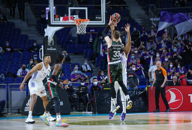 25th January 2022; Wizink Center; Madrid, Spain; Turkish Airlines Euroleague Basketball; Spain, Real Madrid versus Unics Kazan; Andrey Vorontsevich (Unics) Madrid Madrid Spain Basketball Copyright: xAlbaxPachecox xAgenciaxLOFx