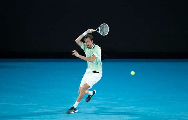 (220126) -- MELBOURNE, Jan. 26, 2022 -- Daniil Medvedev of Russia competes during the men s single match between Felix Auger-Aliassime of Canada and Daniil Medvedev of Russia at Australian Open in Melbourne Park, in Melbourne, Australia, on Jan. 26, 2022. ) (SP)AUSTRALIA-MELBOURNE-TENNIS-AUSTRALIAN OPEN-MEN S SINGLES-QUARTERFINALS BaixXuefei 