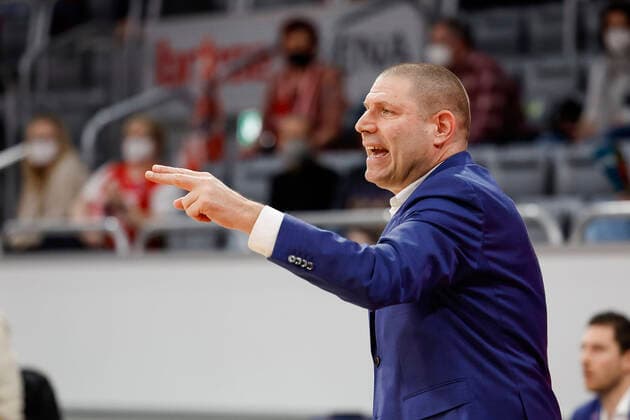 Headcoach Oren Amiel (Brose Bamberg) Brose Bamberg - s.oliver Würzburg Wuerzburg - easyCredit-BBL - Basketball Bundesliga Saison 2021 22 Spieltag 16, 26.01.2022 Bamberg, Brose Arena Copyright: DanielxLöb