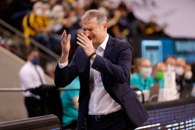 Ludwigsburg , Basketball Champions League MHP Riesen Ludwigsburg vs JDA Dijon , Coach Nenad Markovic (Dijon)