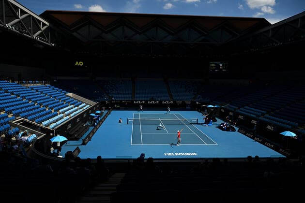 TENNIS AUSTRALIAN OPEN, A general view of Margaret Court Arena during the Men?s doubles semifinal match between Matthew Ebden and Max Purcell of Australia and Rajeev Ram of the USA and Joe Salisbury of Great Britain on Day 11 of the Australian Open, at Melbourne Park, in Melbourne, Thursday, January 27, 2022. ( NO ARCHIVING, EDITORIAL USE ONLY, NO USE IN BOOKS WITHOUT CONSENT MELBOURNE VIC AUSTRALIA  Copyright: xDEANxLEWINSx 20220127001617520210