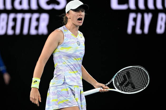 TENNIS AUSTRALIAN OPEN, Iga Swiatek of Poland reacts after breaking serve during her Women?s singles semifinal against Danielle Collins of the USA on Day 11 of the Australian Open, at Melbourne Park, in Melbourne, Thursday, January 27, 2022. ( NO ARCHIVING, EDITORIAL USE ONLY, NO USE IN BOOKS WITHOUT CONSENT MELBOURNE VIC AUSTRALIA  Copyright: xDAVExHUNTx 20220127001617563806