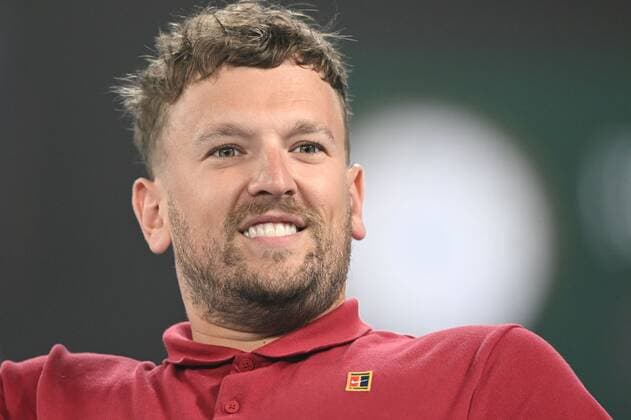 Mandatory Credit: Photo by James Gourley Shutterstock (12775245cr) Dylan Alcott back on Rod Laver Arena the day after his retirement from competitive tennis Australian Open, Day Twelve, Tennis, Melbourne Park, Melbourne, Australia - 28 Jan 2022 Australian Open, Day Twelve, Tennis, Melbourne Park, Melbourne, Australia - 28 Jan 2022 Copyright: xJamesxGourley Shutterstockx 12775245cr