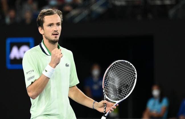 Mandatory Credit: Photo by James Gourley Shutterstock (12775245dc) Daniil Medvedev in semi final action Australian Open, Day Twelve, Tennis, Melbourne Park, Melbourne, Australia - 28 Jan 2022 Australian Open, Day Twelve, Tennis, Melbourne Park, Melbourne, Australia - 28 Jan 2022 Copyright: xJamesxGourley Shutterstockx 12775245dc