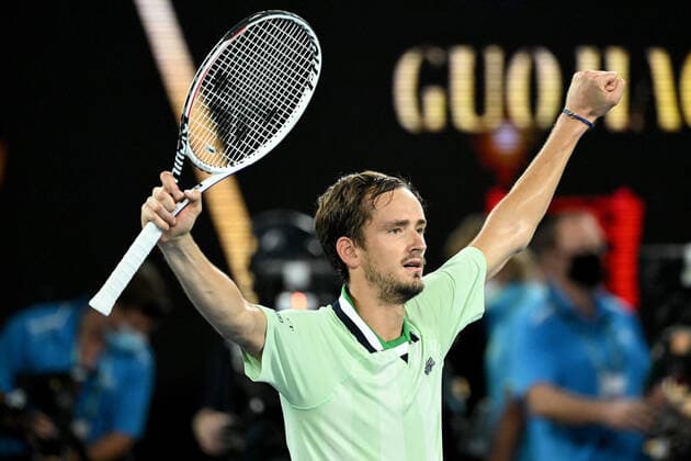 TENNIS AUSTRALIAN OPEN, Daniil Medvedev of Russia celebrates after winning his Men?s semifinal match against Stefanos Tsitsipas of Greece on Day 12 of the Australian Open, at Melbourne Park, in Melbourne, Friday, January 28, 2022. ( NO ARCHIVING, EDITORIAL USE ONLY, NO USE IN BOOKS WITHOUT CONSENT MELBOURNE VIC AUSTRALIA  Copyright: xDEANxLEWINSx 20220128001617832922