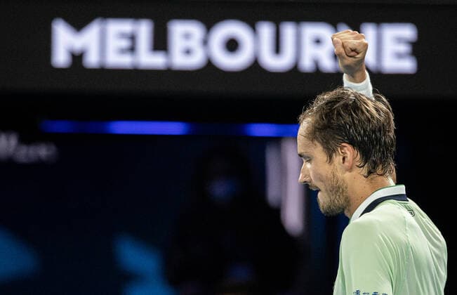 (220128) -- MELBOURNE, Jan. 28, 2022 -- Daniil Medvedev of Russia competes during the men s singles semifinal match between Stefanos Tsitsipas of Greece and Daniil Medvedev of Russia at Australian Open in Melbourne Park, in Melbourne, Australia, on Jan. 28, 2022. (Photo by Xinhua) (SP)AUSTRALIA-MELBOURNE-TENNIS-AUSTRALIAN OPEN-MEN S SINGLES-SEMIFINALS HuxJingchen 