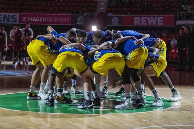 Alba Berlin schwoert sich ein, FC Bayern Basketball vs. Alba Berlin, easyCredit BBL, 28.01.2022 Muenchen Bayern Deutschland