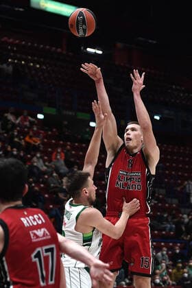 Db Milano 28 01 2022 - basket Eurolega AX Armani Exchange Olimpia Milano-Zalgiris Kaunas foto Daniele Buffa Image nella foto: Kaleb Tarczewski-Edgaras Ulanovas 