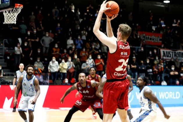 28.01.2022, easyCredit Basketball Bundesliga, BBL, Saison 2021 2022, Herren, Chemnitz Niners - Fraport Skyliners Frankfurt Mindaugas Susinskas, Niners Chemnitz Chemnitz Messe Chemnitz Sachsen Germany