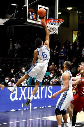 28.01.2022, easyCredit Basketball Bundesliga, BBL, Saison 2021 2022, Herren, Chemnitz Niners - Fraport Skyliners Frankfurt Len Schoormann, Fraport Skyliners Frankfurt Chemnitz Messe Chemnitz Sachsen Germany
