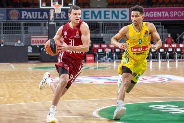 Zan Mark Sisko 31 (FC Bayern), Maodo Lo 0 (Alba Berlin), FC Bayern Basketball vs. Alba Berlin, easyCredit BBL, 28.01.2022 Muenchen Bayern Deutschland