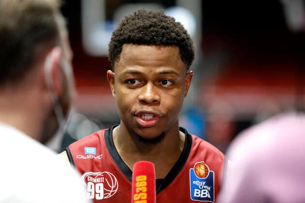 28.01.2022, easyCredit Basketball Bundesliga, BBL, Saison 2021 2022, Herren, Chemnitz Niners - Fraport Skyliners Frankfurt Eric Washington, Niners Chemnitz beim Interview Chemnitz Messe Chemnitz Sachsen Germany