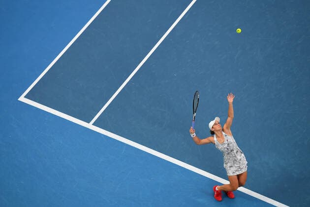 TENNIS AUSTRALIAN OPEN, Ashleigh Barty of Australia serves during the Women?s singles final against Danielle Collins of the USA on Day 13 of the Australian Open, at Melbourne Park, in Melbourne, Saturday, January 29, 2022. ( NO ARCHIVING, EDITORIAL USE ONLY, NO USE IN BOOKS WITHOUT CONSENT MELBOURNE VIC AUSTRALIA  Copyright: xJAMESxROSSx 20220129001618068939