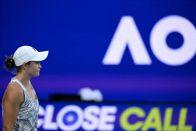 TENNIS AUSTRALIAN OPEN, Ashleigh Barty of Australia looks on during the Women?s singles final against Danielle Collins of the USA on Day 13 of the Australian Open, at Melbourne Park, in Melbourne, Saturday, January 29, 2022. ( NO ARCHIVING, EDITORIAL USE ONLY, NO USE IN BOOKS WITHOUT CONSENT MELBOURNE VIC AUSTRALIA  Copyright: xDEANxLEWINSx 20220129001618069402