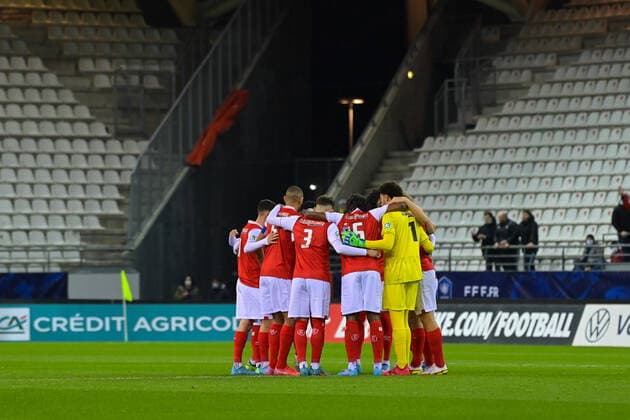 Fußball, Coupe de France, Stade Reims - SC Bastia Equipe de Reims - Ambiance Presentation - Line up - FOOTBALL : Reims vs Bastia - Coupe de France - 29 01 2022 FedericoPestellini Panoramic 