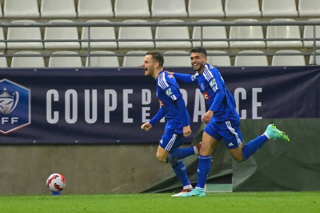 Joie des joueurs de l equipe du Bastia apres le but de Sebastien SALLES LAMONGE ( 10 - Bastia ) - FOOTBALL : Reims vs Bastia - Coupe de France - 29 01 2022 FedericoPestellini Panoramic 