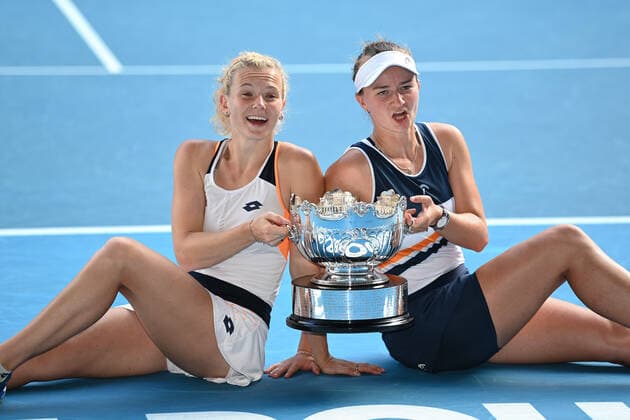 Mandatory Credit: Photo by James Gourley Shutterstock (12778011ac) Barbora Krejcikova and Katerina Siniakova celebrate winning the Womens Doubles final Australian Open, Day Fourteen, Tennis, Melbourne Park, Melbourne, Australia - 30 Jan 2022 Australian Open, Day Fourteen, Tennis, Melbourne Park, Melbourne, Australia - 30 Jan 2022  Copyright: xJamesxGourley Shutterstockx 12778011ac