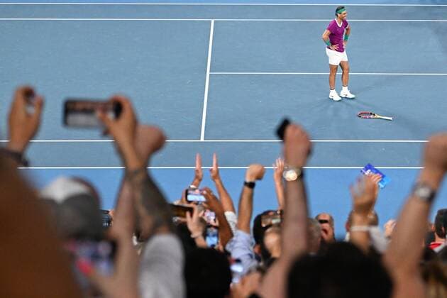 Mandatory Credit: Photo by James Gourley Shutterstock (12778011fq) Rafael Nadal celebrates victory in the Men s Singles final Australian Open, Day Fourteen, Tennis, Melbourne Park, Melbourne, Australia - 30 Jan 2022 Australian Open, Day Fourteen, Tennis, Melbourne Park, Melbourne, Australia - 30 Jan 2022 Copyright: xJamesxGourley Shutterstockx 12778011fq