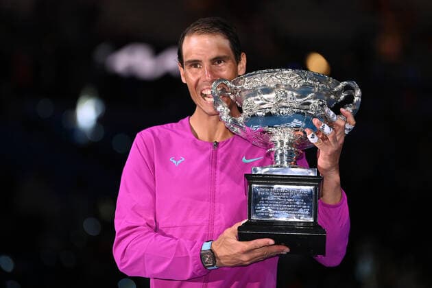 Mandatory Credit: Photo by James Gourley Shutterstock (12778011ib) Rafael Nadal celebrates victory in the Men s Singles final with the Norman Brookes Challenge Cup Australian Open, Day Fourteen, Tennis, Melbourne Park, Melbourne, Australia - 30 Jan 2022 Australian Open, Day Fourteen, Tennis, Melbourne Park, Melbourne, Australia - 30 Jan 2022 Copyright: xJamesxGourley Shutterstockx 12778011ib