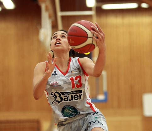 Mikayla WILLIAMS (Wasserburg US), Da-Basketball,1. Bundesliga 2021 22, 30.01.22, TSV Wasserburg vs Pharmaserv Marburg, Wasserburg, Badria Sportzentrum Copyright: WolfgangxFehrmann