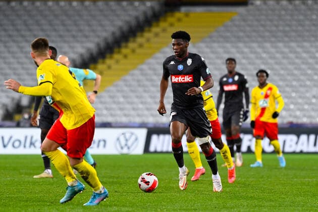 Aurelien TCHOUAMENI ( 8 - Monaco ) - FOOTBALL : Lens vs Monaco - Coupe de France - 30 01 2022 FedericoPestellini Panoramic 