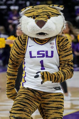 January 30, 2022: Mike the Tiger, LSU s mascot, cheers on the crown during NCAA, College League, USA Women s Basketball action between the Kentucky Wildcats and the LSU Tigers at the Pete Maravich Assembly Center in Baton Rouge, LA. CSM Baton Rouge USA - ZUMAc04_ 20220130_zaf_c04_114 Copyright: xJonathanxMailhesx